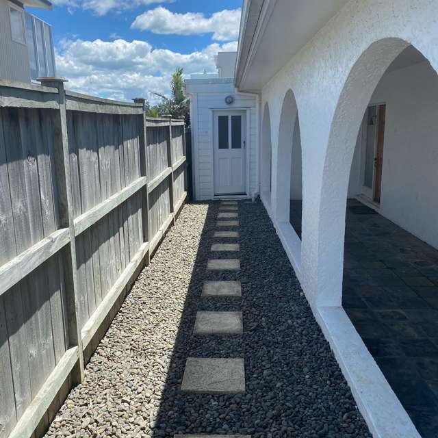 Secure 2 bedroom Unit