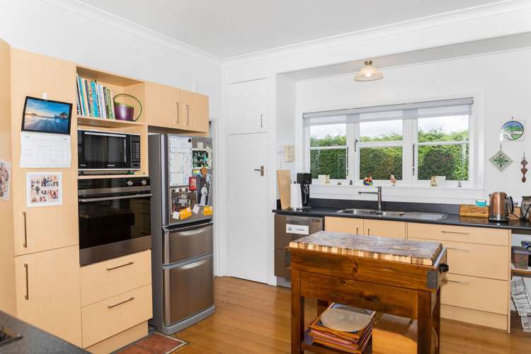 64 Guy Street Dannevirke_6