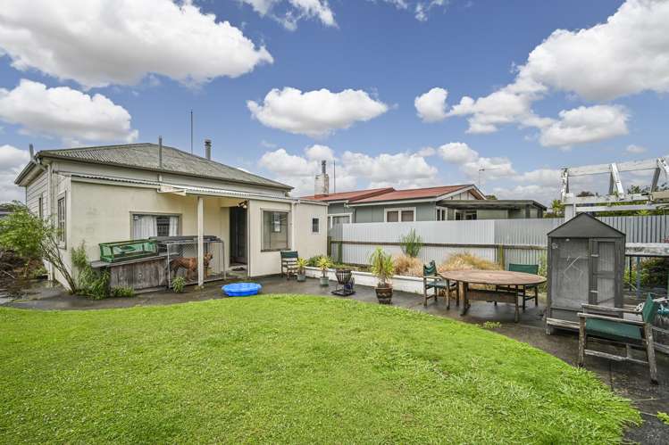 607 Oak Road Akina_10