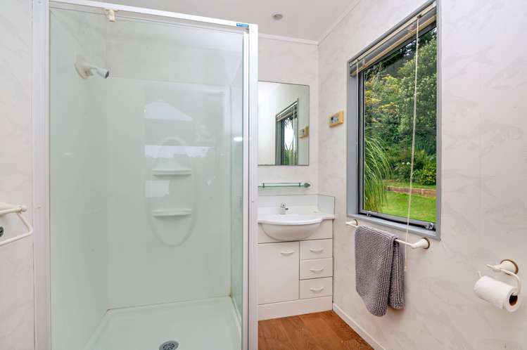 1 Ohakana Is Whakatane Surrounds_17