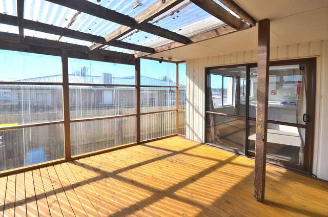 8a Lincoln Terrace Gate Pa_1