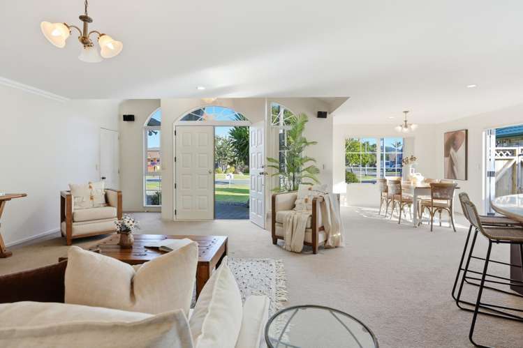 42 Arabian Drive_4