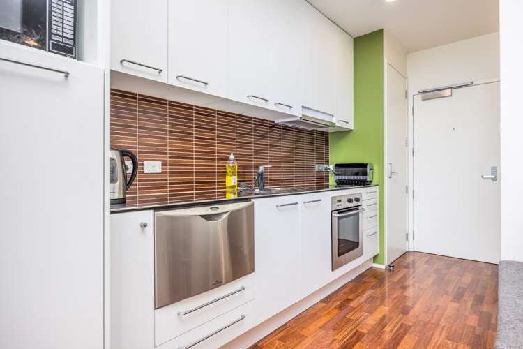 1014/30 Beach Road Auckland Central_8