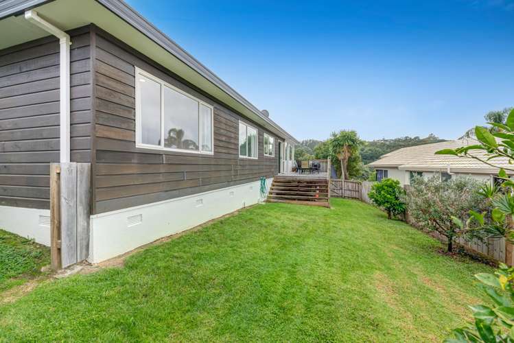 11 Kestrel Heights Arkles Bay_23