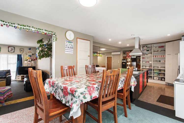 17 Woodham Courts Linwood_2