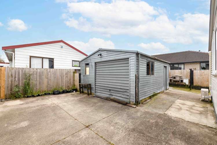 22a Pine Avenue Bader_13