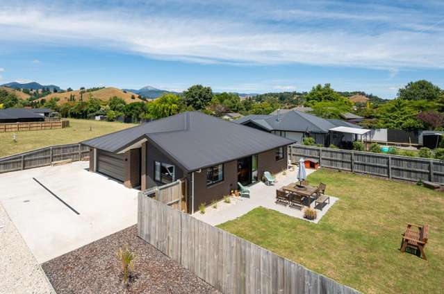 Beautiful Brick - Fully Fenced, Boat & Camper Park