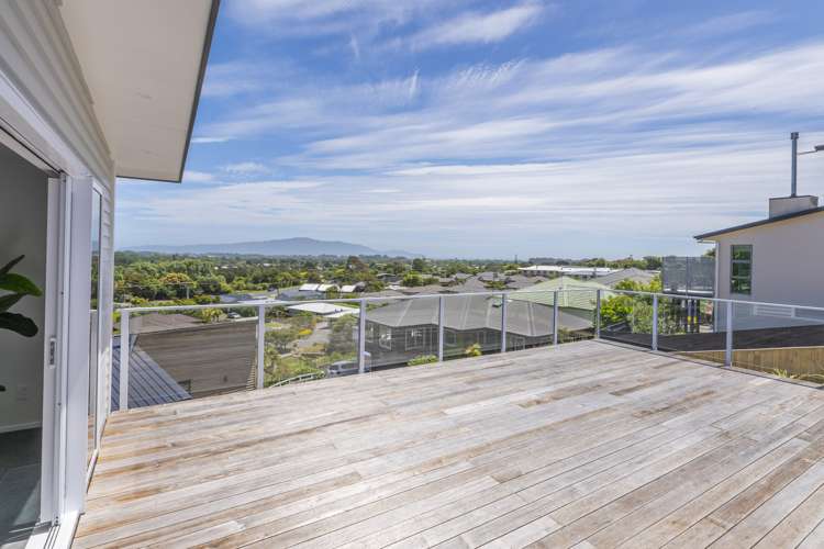 64 Kakariki Grove Waikanae_11