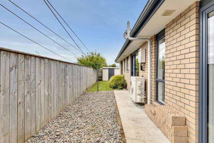 4 Buckingham Place Springvale_23