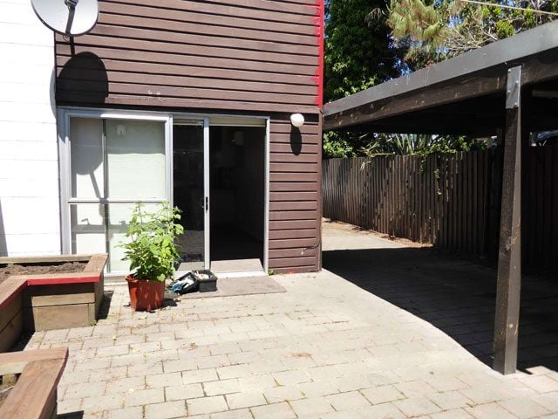 2/21 Huxley Street Sydenham_0