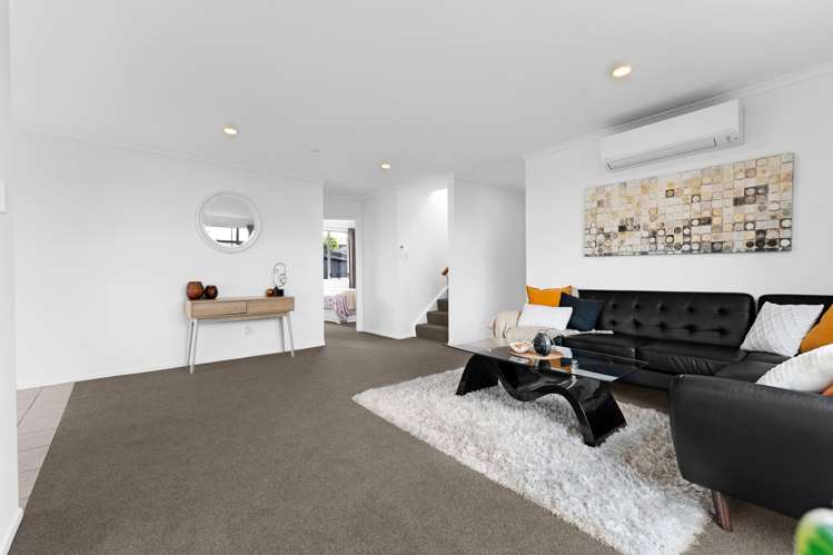 5 Natasha Lane Henderson_7