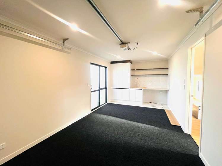 Christella Street Flat Bush_18