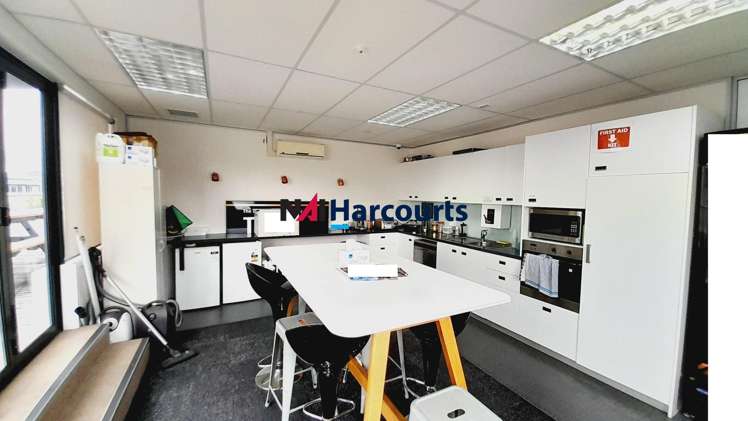 L1/19 Byron Avenue Takapuna_9