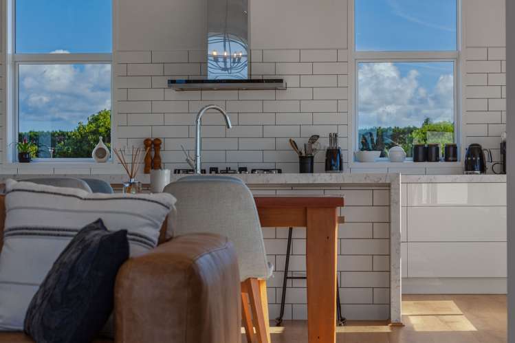 21 Adamson Road Taipa_5