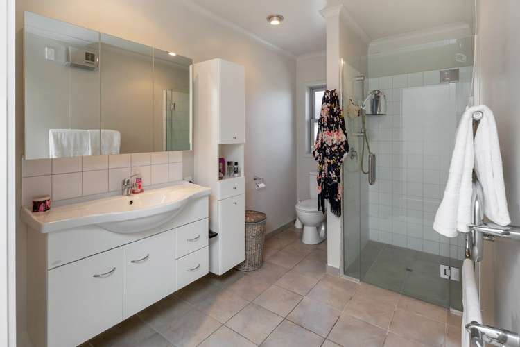 12 Hoihere Drive (Pvt) One Tree Point_6