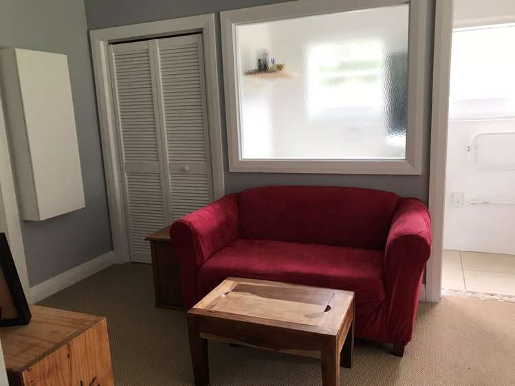 66 Kauri Point Road Laingholm_19