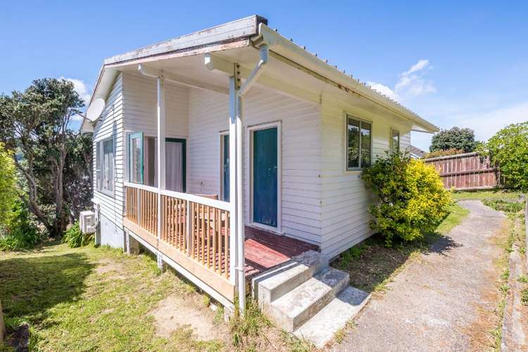 61 Davidson Crescent Tawa_18