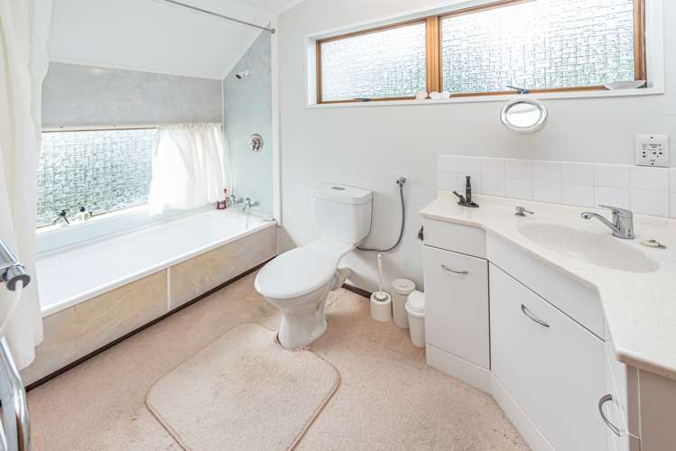 8 Cornwall Road Springvale_17