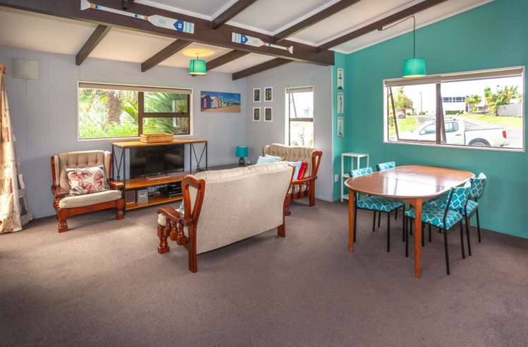 325 The Drive Whangamata_6