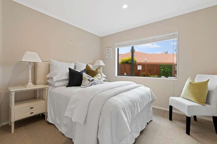 5 Newinn Crescent East Tamaki Heights_14