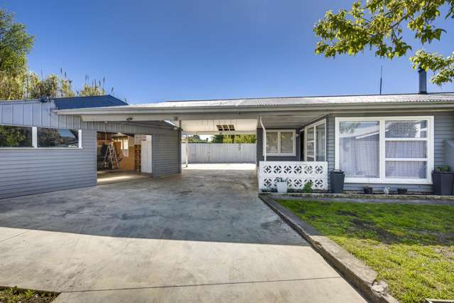 Serious Sellers - Move in For Christmas