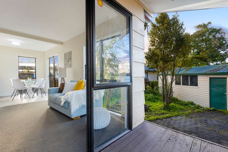 25 Armada Drive Ranui_12