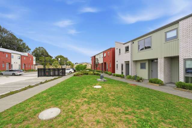 29 Te Ara Wai Mangere East_3