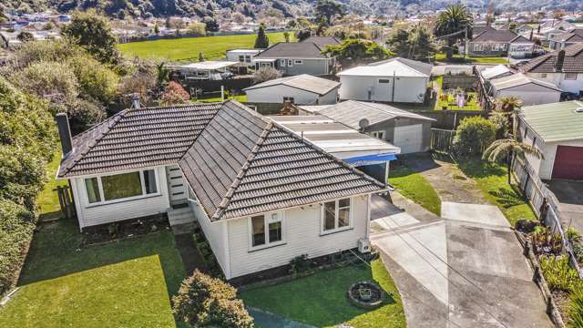 18 Hunt Street Wainuiomata_2