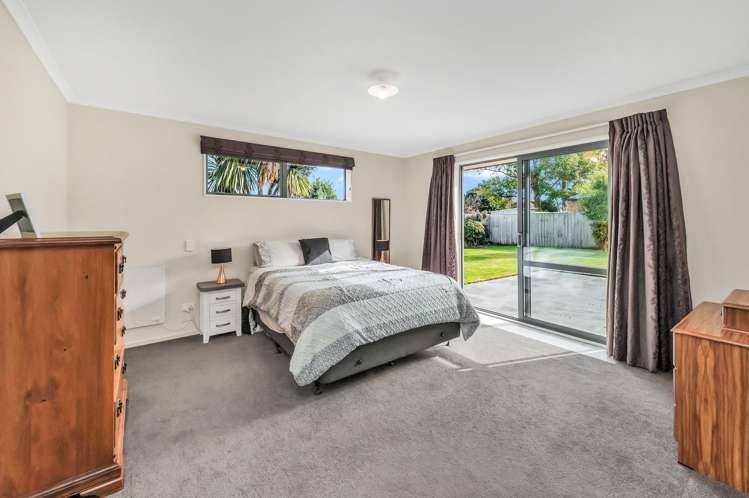 16 Stanwood Grove Darfield_16