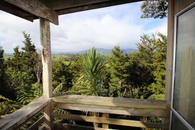 BUSH HOUSE RETREAT