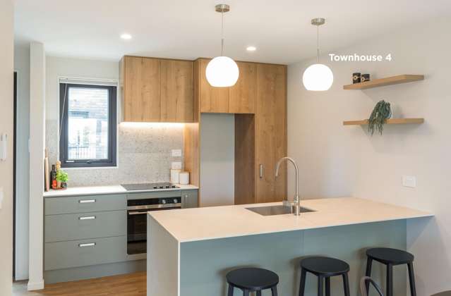 8/8 Akoranga Place Hornby_3