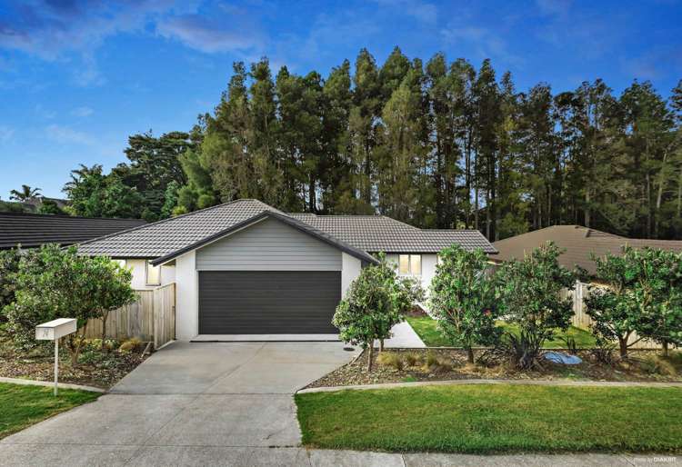 24 Lisle Farm Drive_0