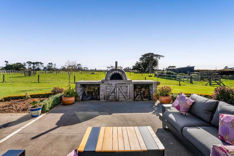 60 Monmouth Road Pembroke_43