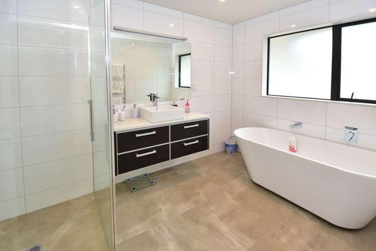 8 Parlane Drive Huapai_21