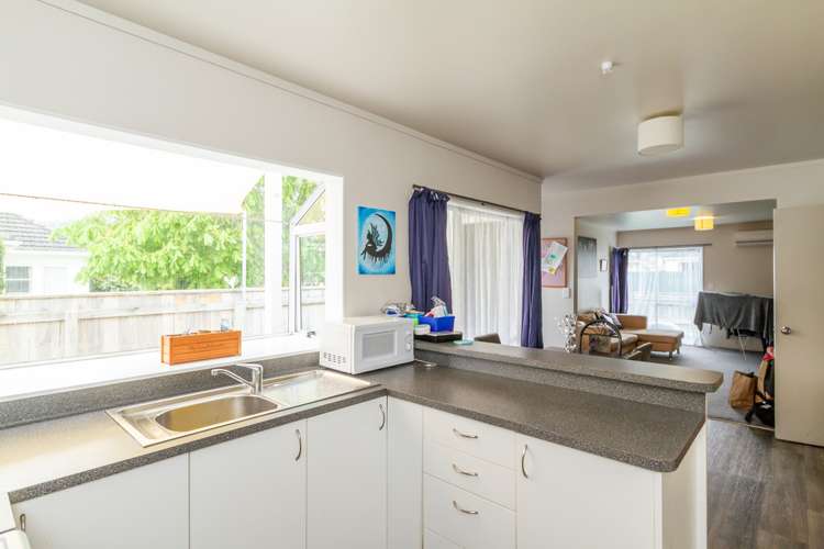 1/46 Hyde Street Wainuiomata_2