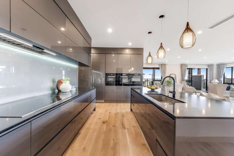 45 Armstrong Farm Drive East Tamaki Heights_20