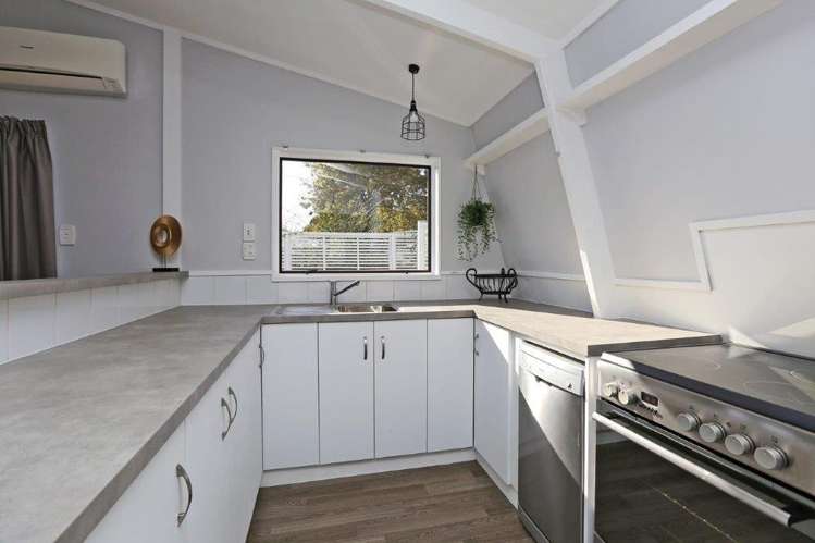 411a Park Road North Parkvale_4