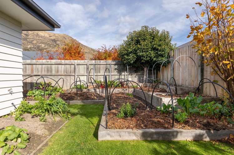 51 Risinghurst Terrace Lower Shotover_18