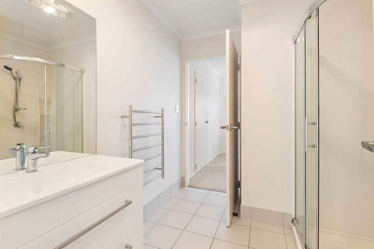 25/1 Piriti Drive Te Atatu Peninsula_9