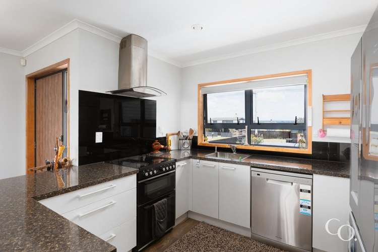 103 Pukehina Parade_5