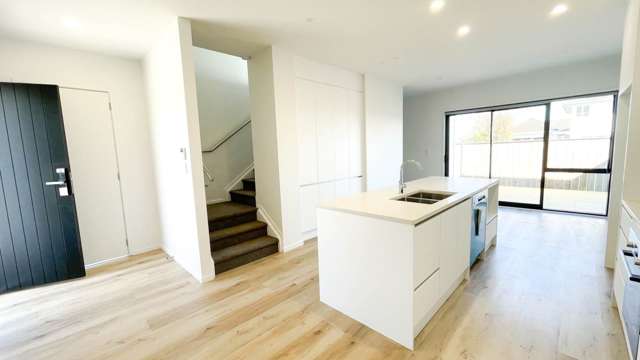 7 Wellesley Road Mangere Bridge_3