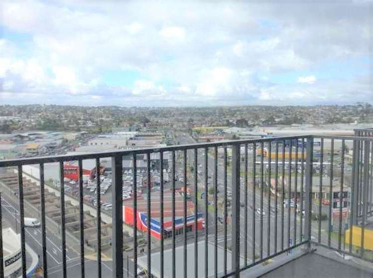 1101/20 Mccrae Way New Lynn_4