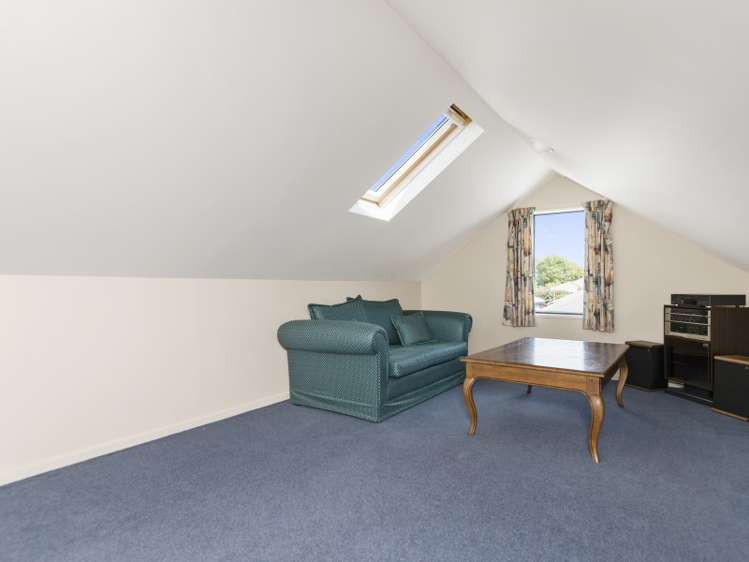 15 Providence Place Redwood_15