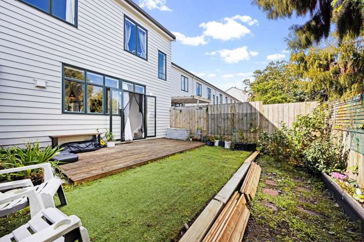 47/1 Ambrico Place New Lynn_7