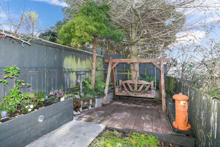 2 Te Wharepouri Street Berhampore_17