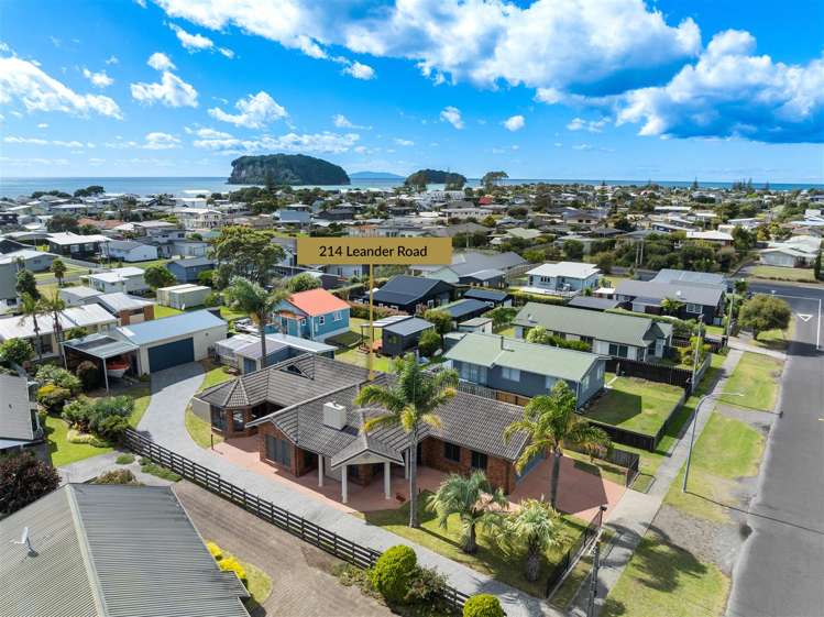 214 Leander Road Whangamata_3
