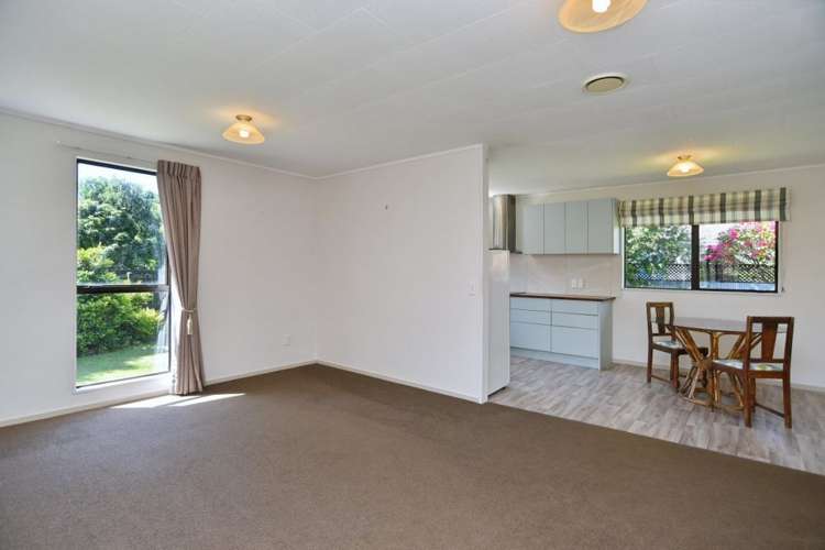 1 Mckenzie Place Waikuku Beach_5