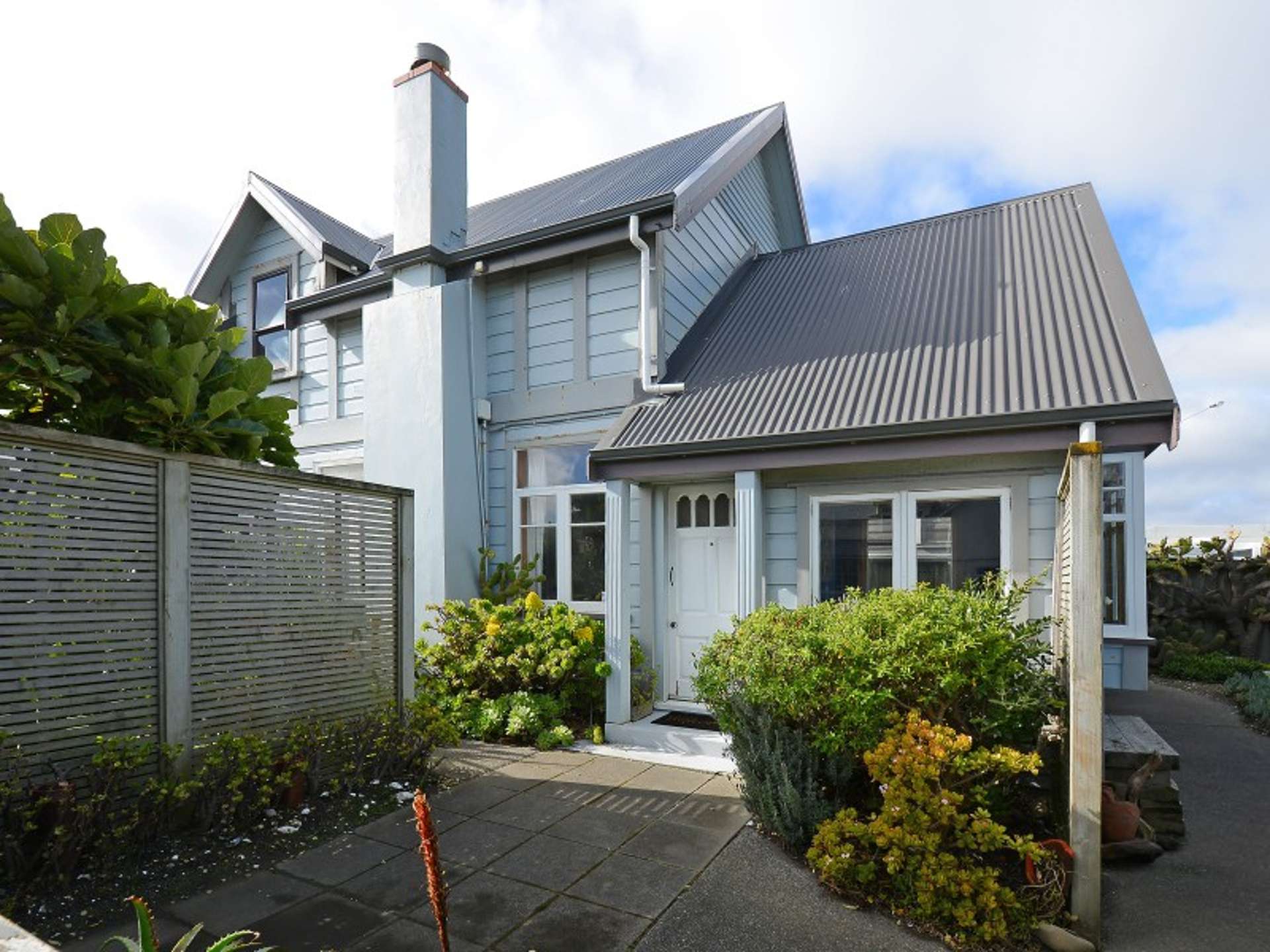 227 The Esplanade Petone_0