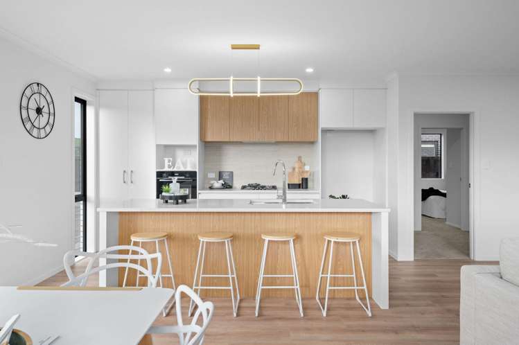 39 Overton Street Rototuna North_2