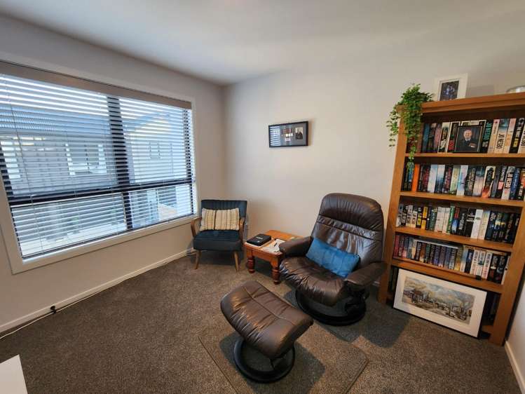2/62 Queens Grove 1371_9